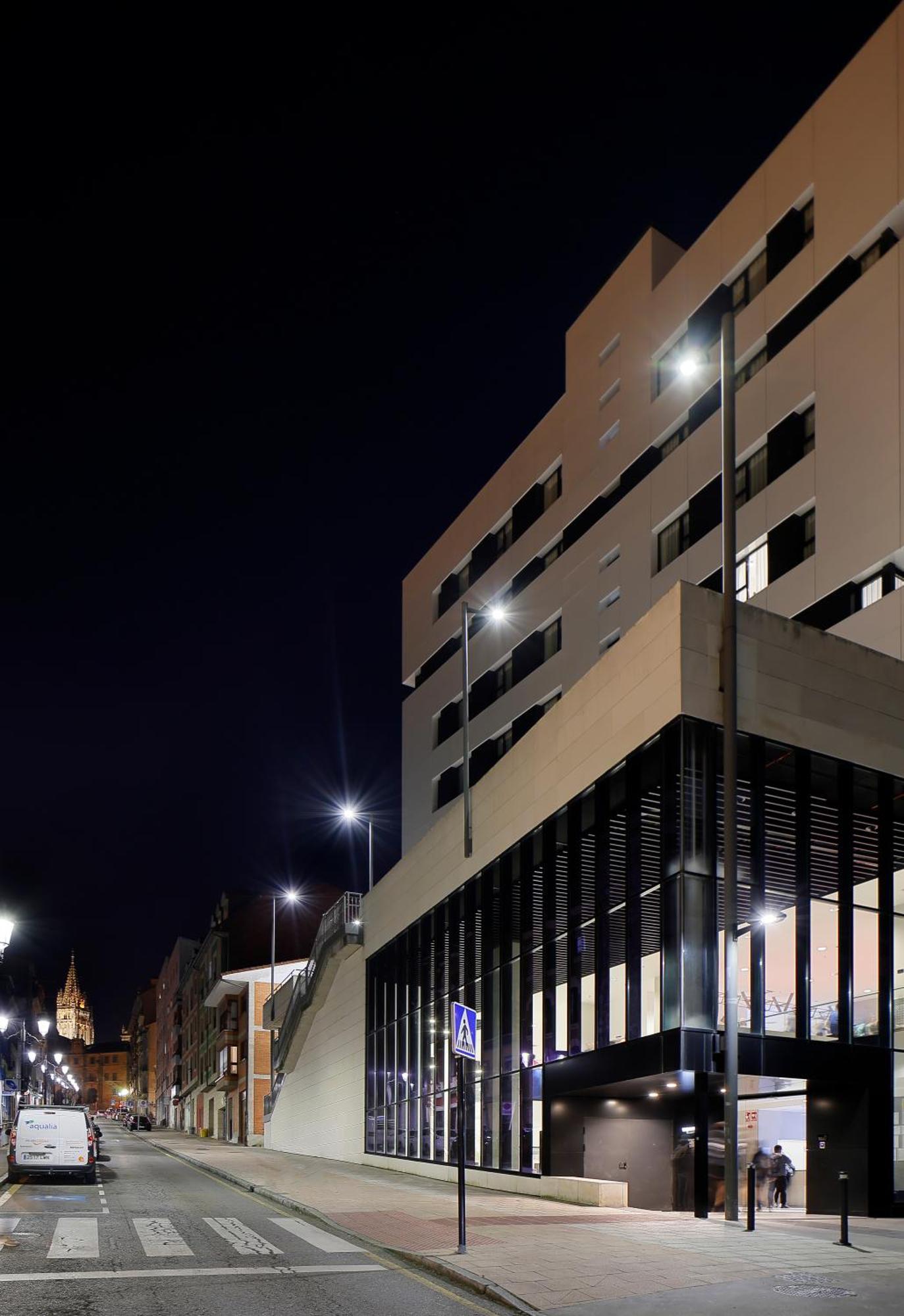Nuvo Hotel Boutique Овиедо Екстериор снимка